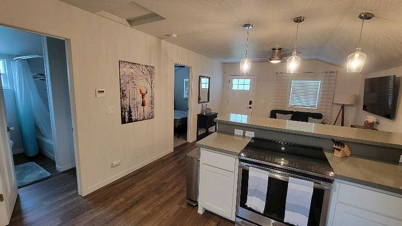 Furnished Finder property 375732_1 photo 3