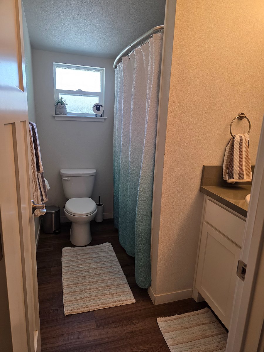 Furnished Finder property 375732_1 photo 9