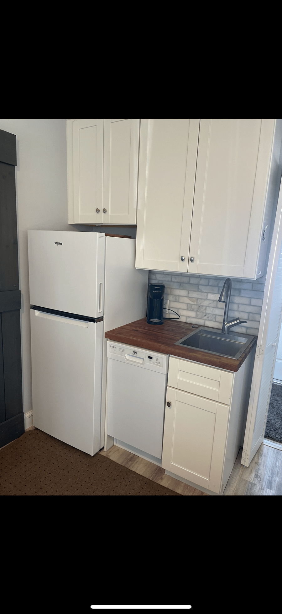 Furnished Finder property 375750_1 photo 8
