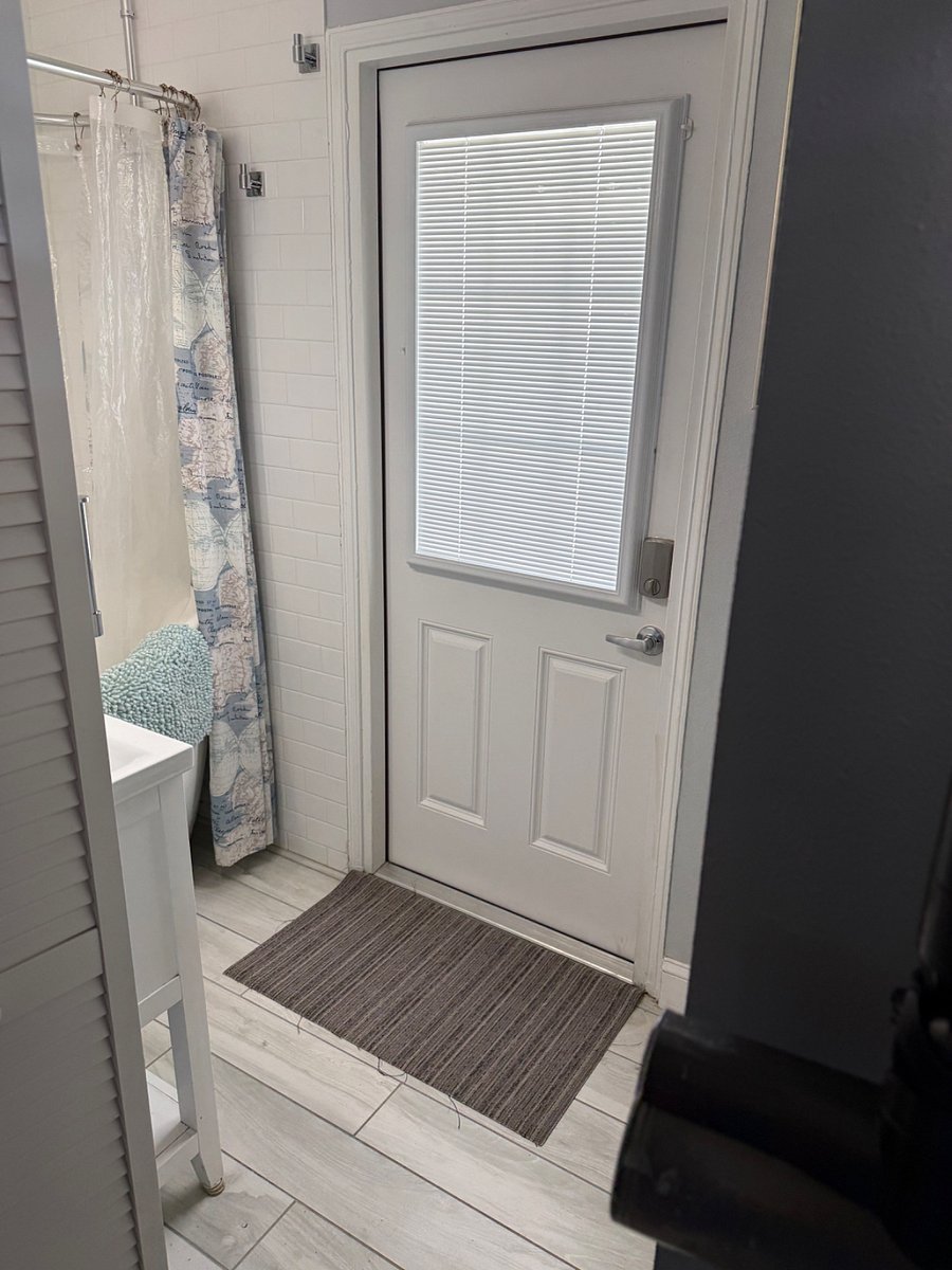 Furnished Finder property 375750_1 photo 12