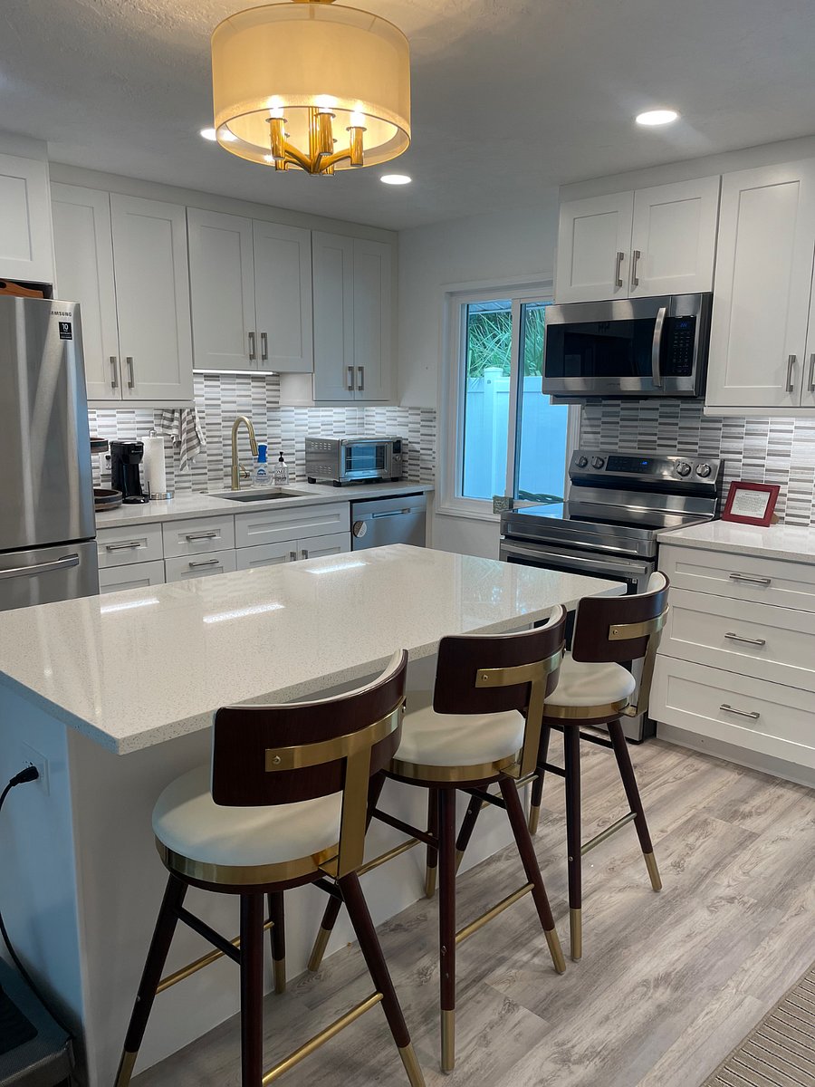 Furnished Finder property 375750_2 photo 9