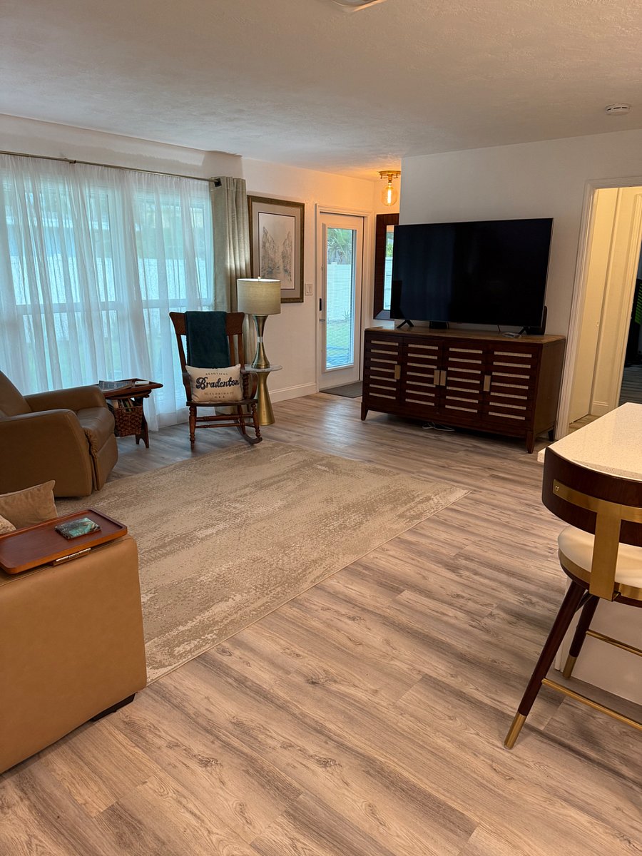Furnished Finder property 375750_2 photo 12