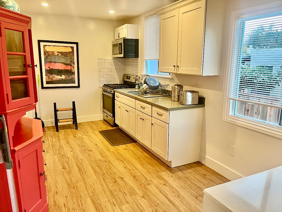 Furnished Finder property 375782_1 photo 6