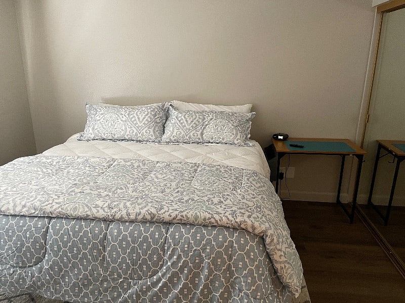 Queen size bed