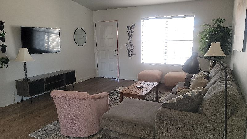 Furnished Finder property 375784_1 photo 14
