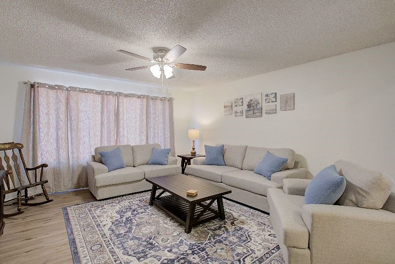 Furnished Finder property 375841_1 photo 4