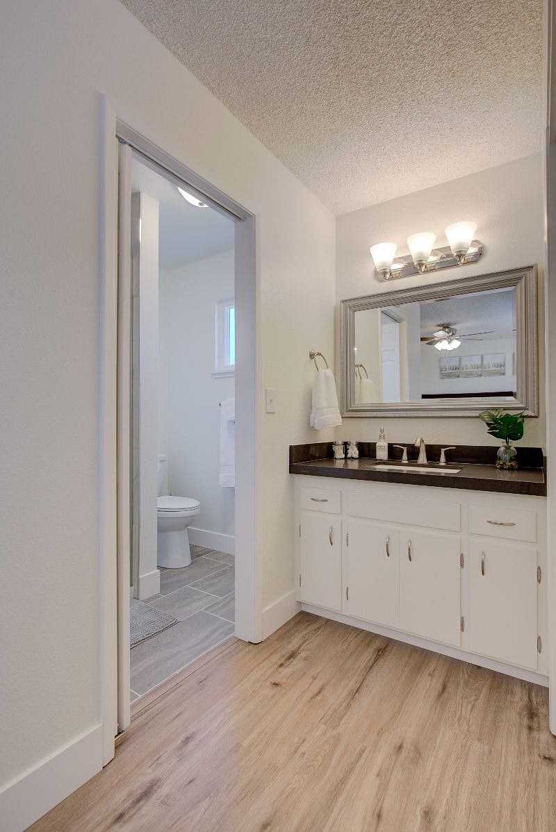 Furnished Finder property 375841_1 photo 17