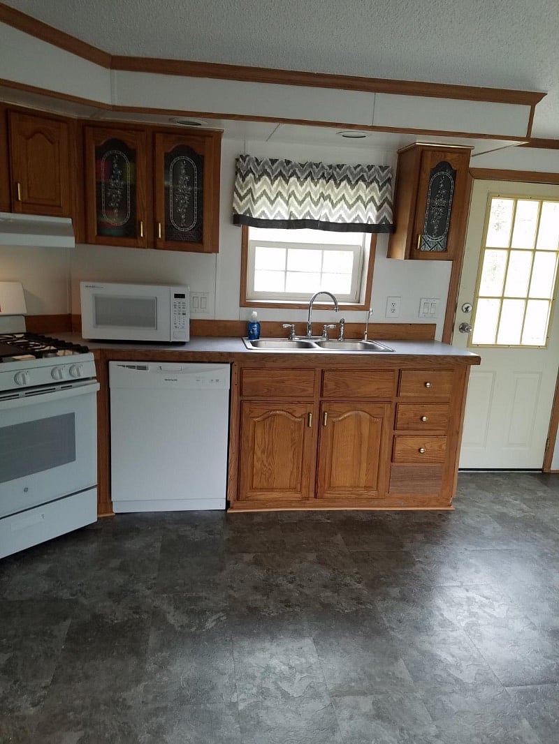 Furnished Finder property 375861_1 photo 6