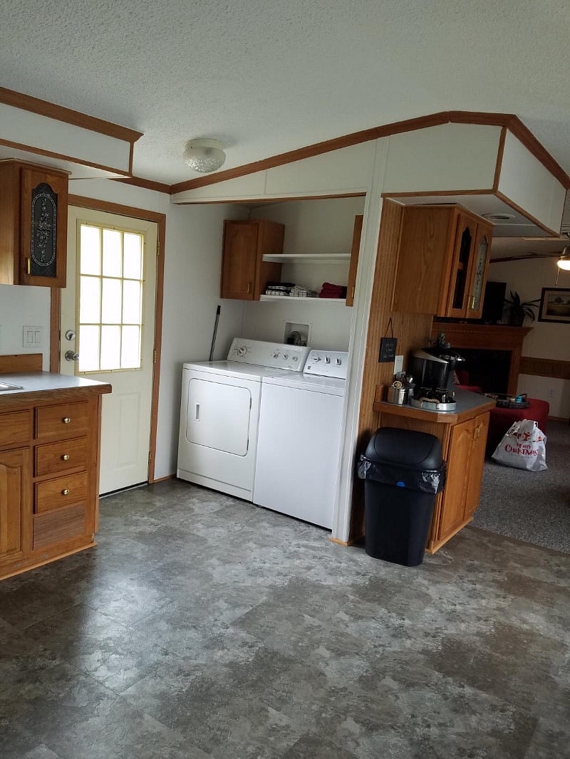 Furnished Finder property 375861_1 photo 9