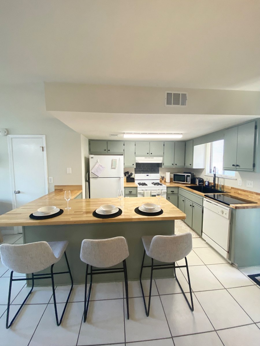 Furnished Finder property 375865_1 photo 6