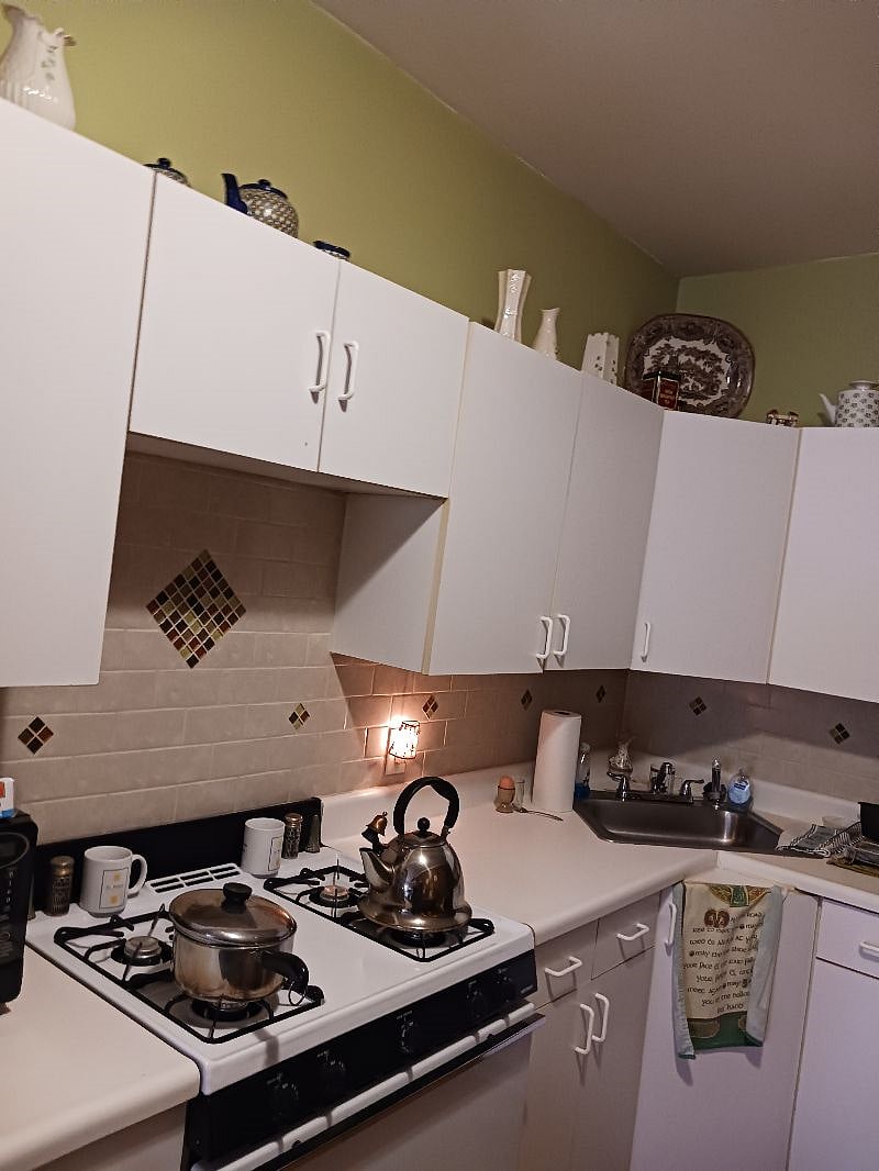 Furnished Finder property 375882_1 photo 16