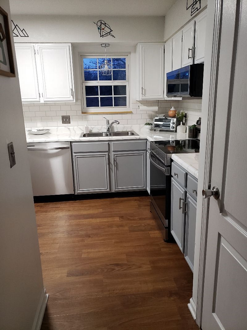 Furnished Finder property 375889_2 photo 9
