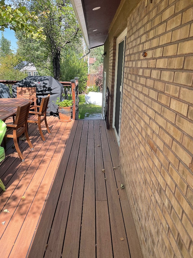 Deck path to entry