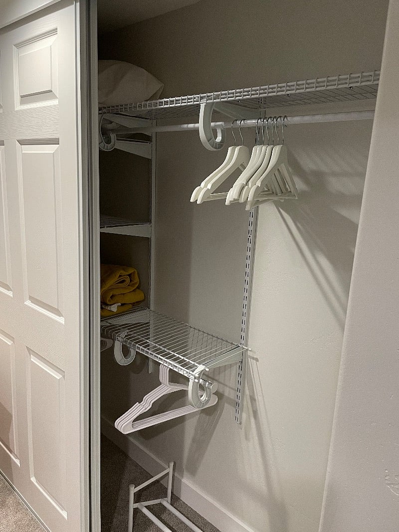 2nd bedroom closet
