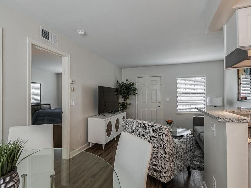 Furnished Finder property 375906_1 photo 4