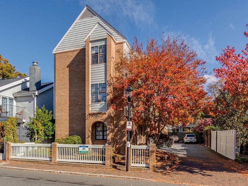 Furnished Finder property 375906_1 photo 24