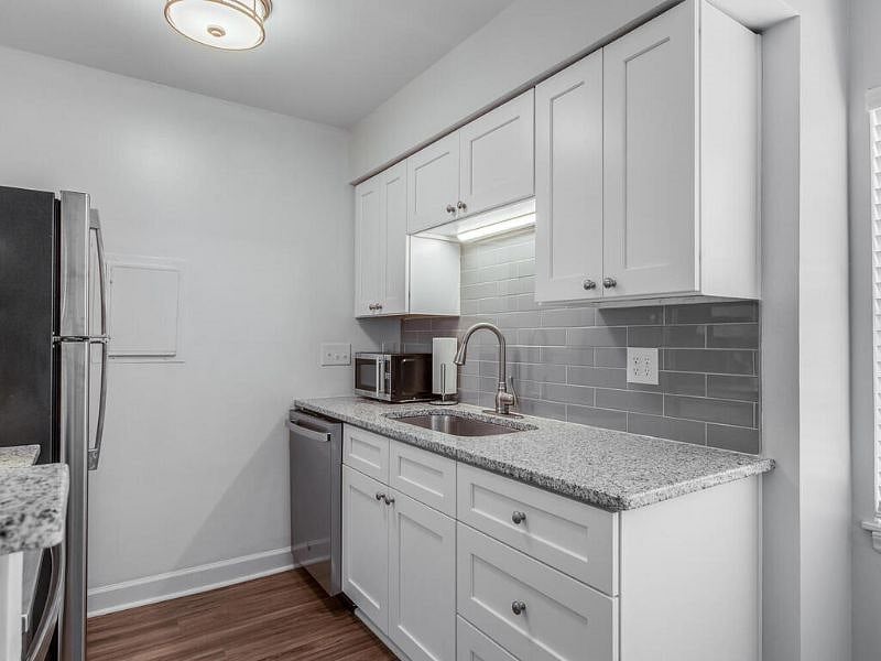 Furnished Finder property 375906_2 photo 7