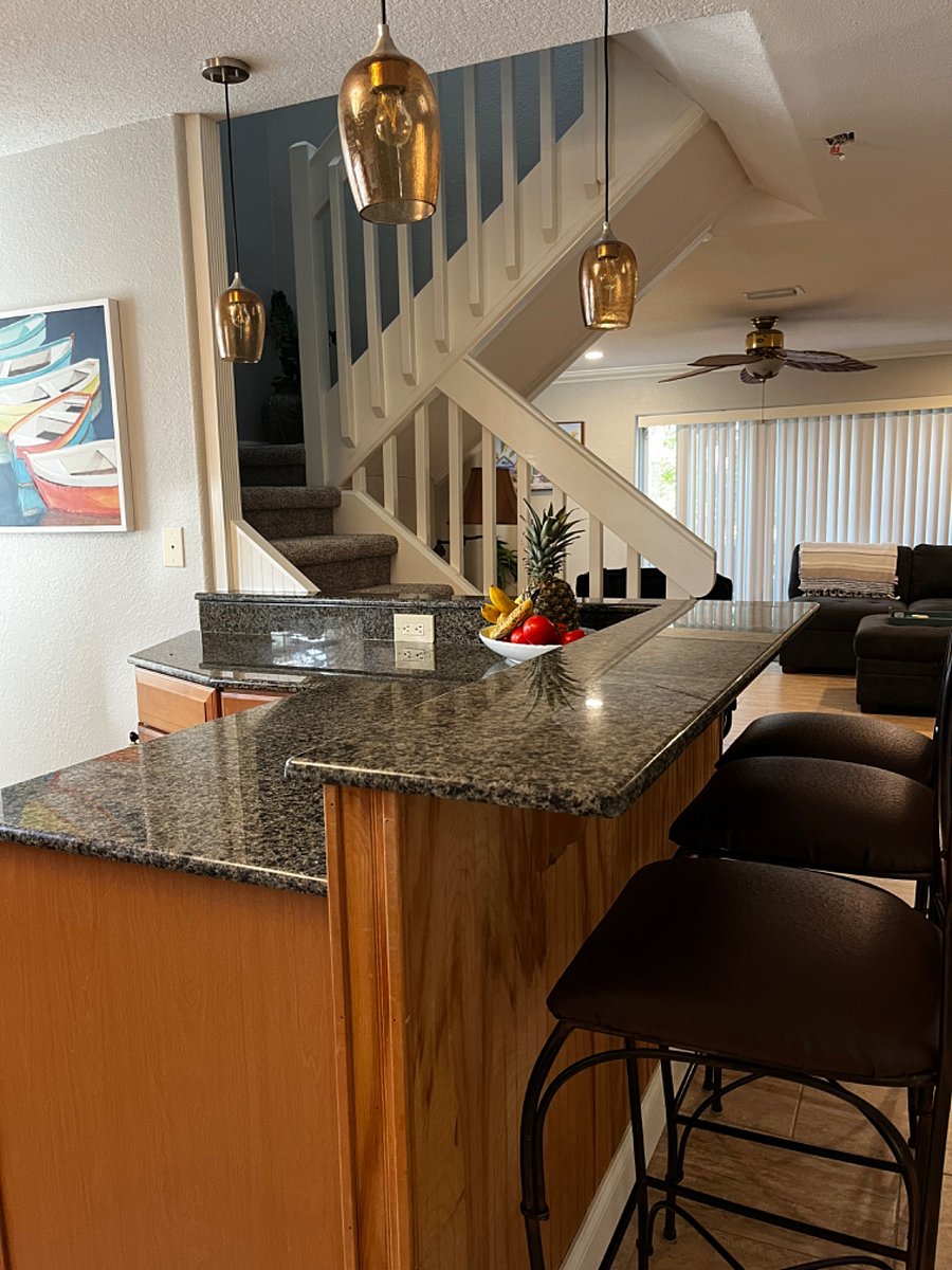 Furnished Finder property 375916_1 photo 3
