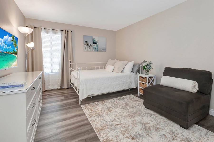 Furnished Finder property 375964_1 photo 7