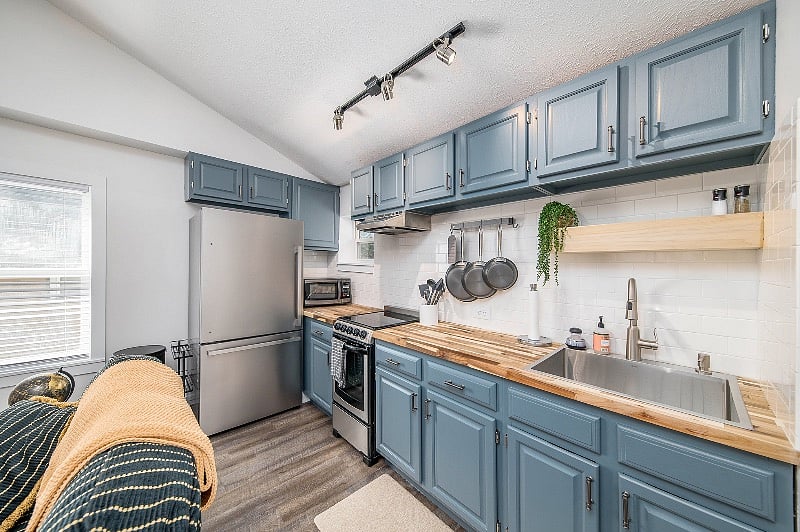 Furnished Finder property 376073_1 photo 8