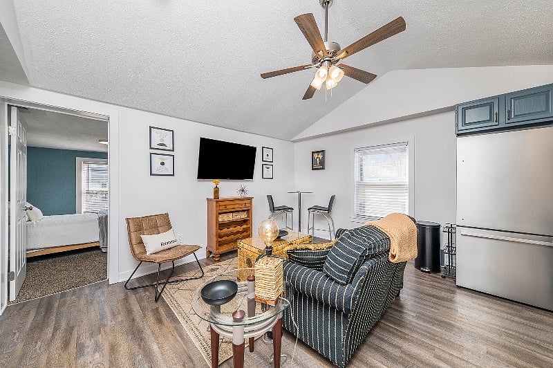 Furnished Finder property 376073_1 photo 9