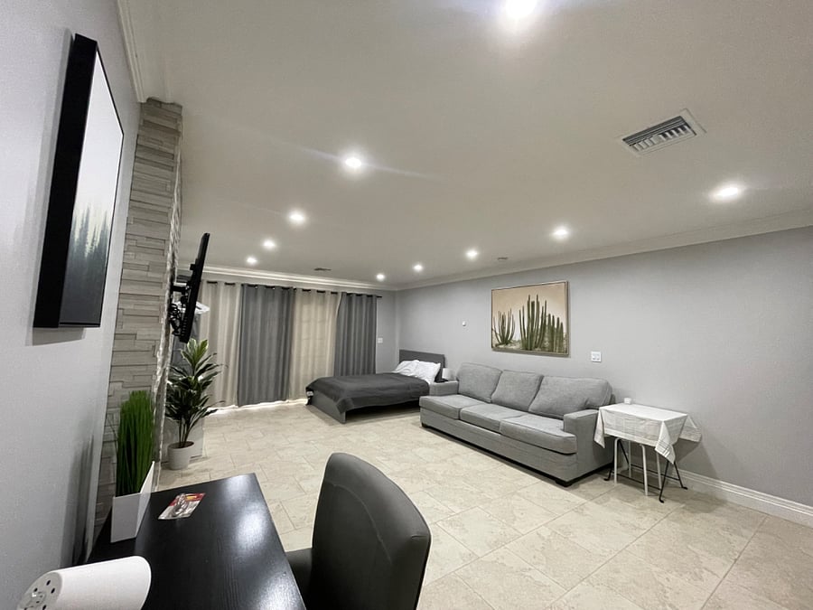 Furnished Finder property 376079_2 photo 5