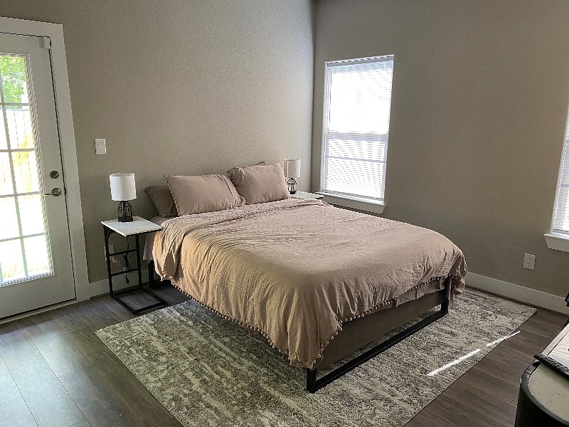 Master Bedroom Queen size bed