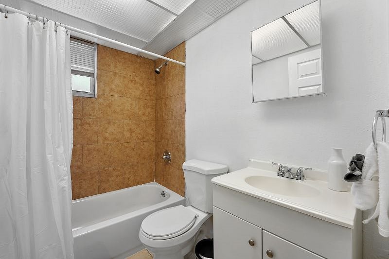 Furnished Finder property 376176_1 photo 18