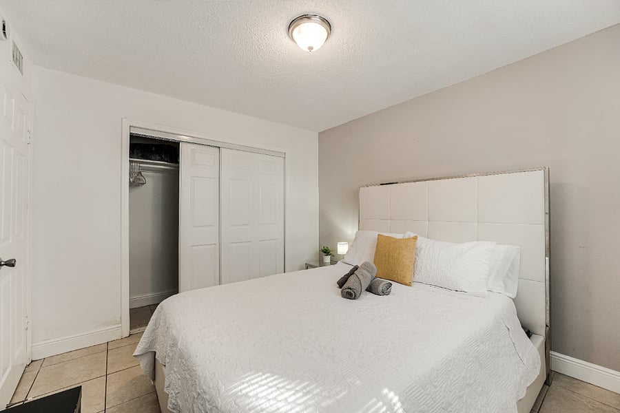 Furnished Finder property 376176_1 photo 12