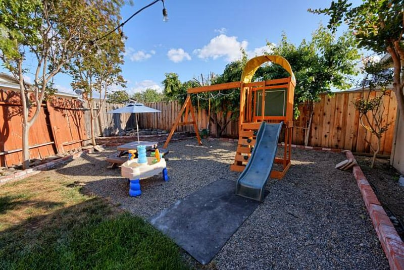 Furnished Finder property 376241_1 photo 12