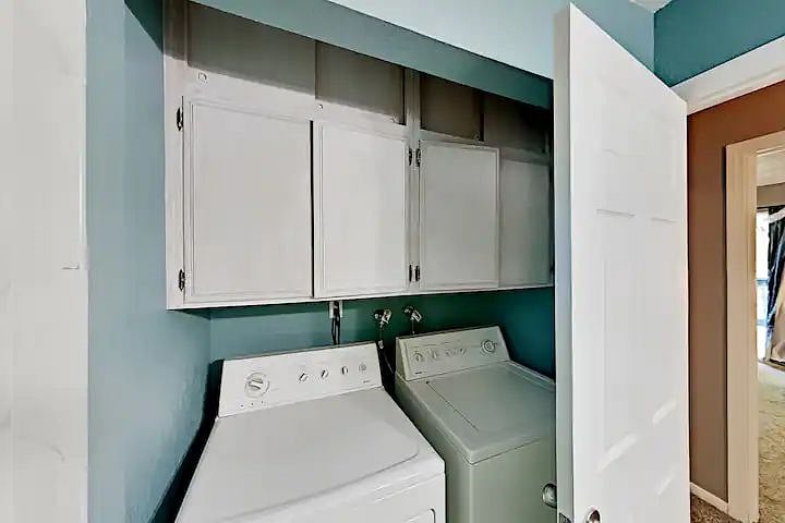 Furnished Finder property 376348_1 photo 18