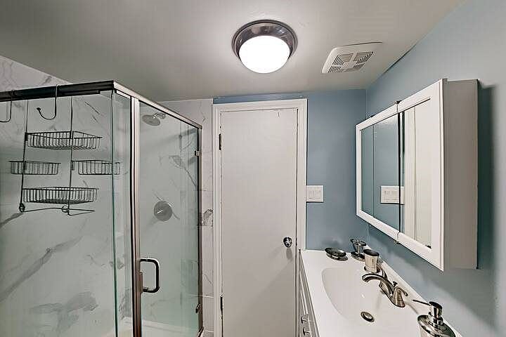 Furnished Finder property 376348_1 photo 13