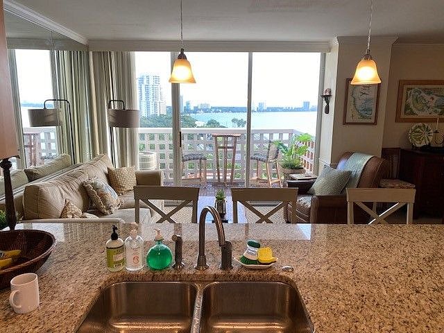 Furnished Finder property 376354_1 photo 12