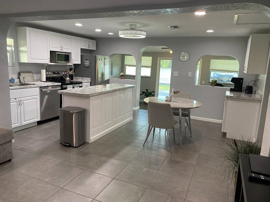 Furnished Finder property 376412_1 photo 4