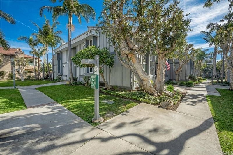 Furnished Finder property 376428_1 photo 28