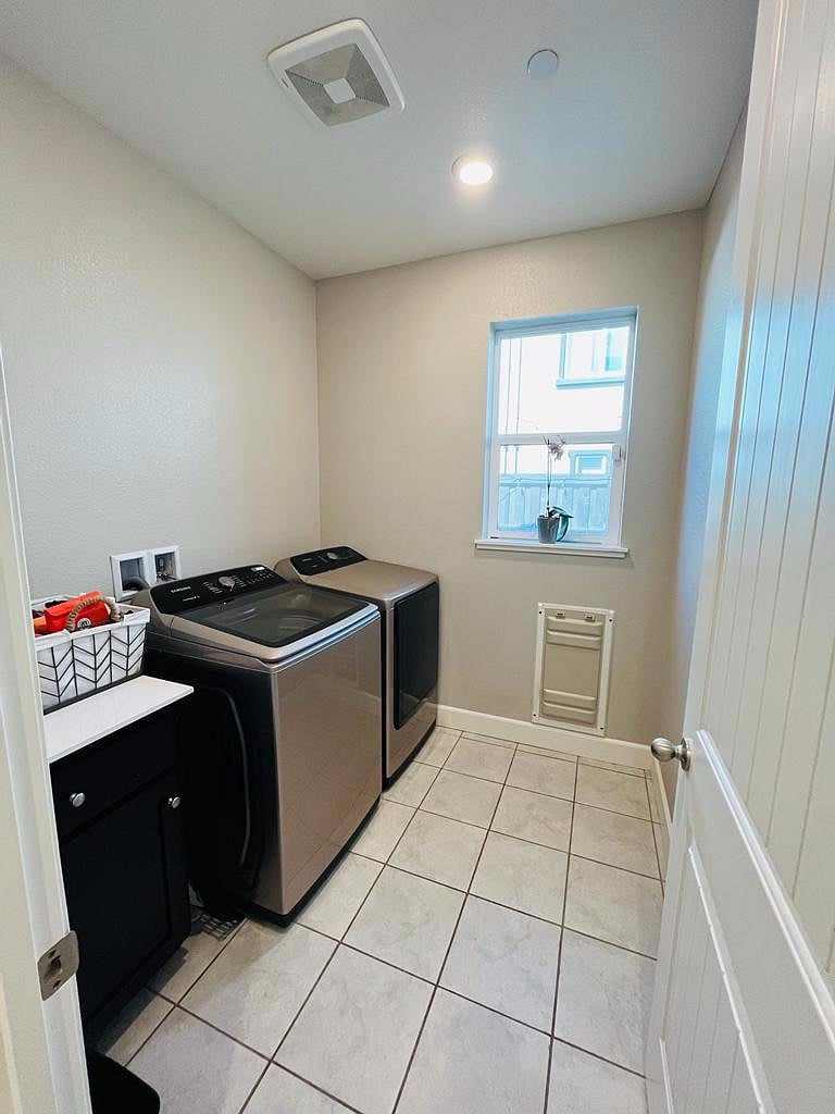 Furnished Finder property 376455_1 photo 9