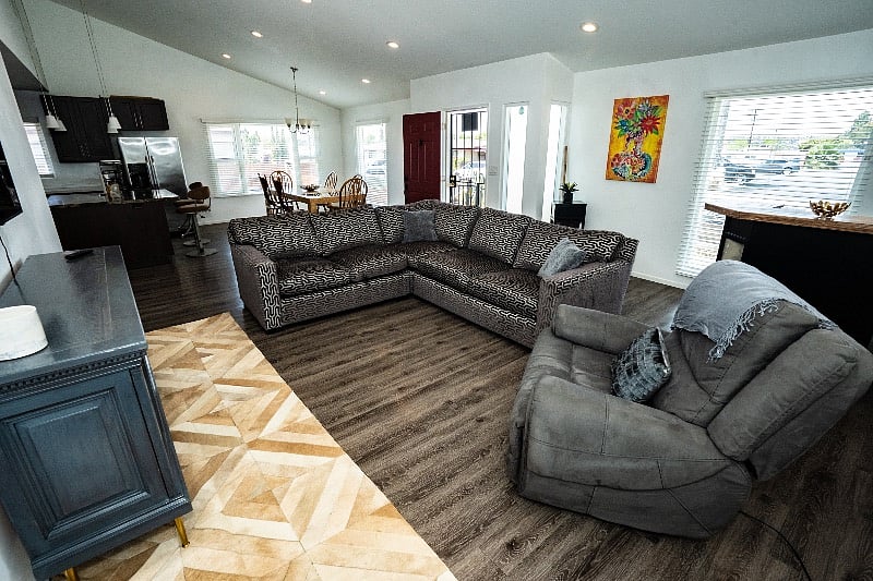 Furnished Finder property 376459_1 photo 3