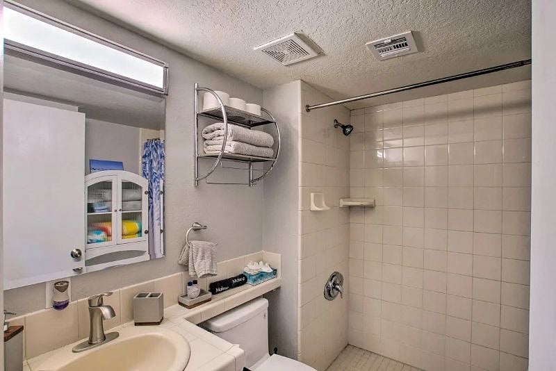 2nd full bathroom