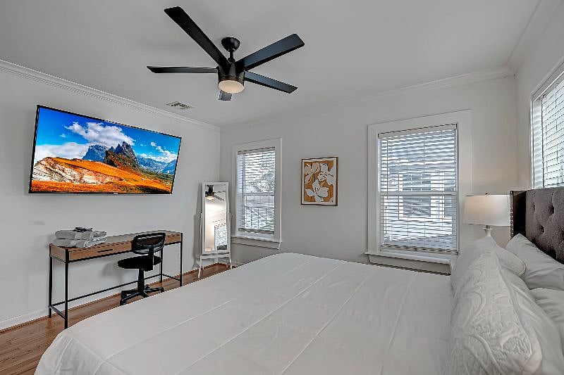 1712 Fairview 77006: 2nd Floor North Bedroom complete with King Bed, Desk and 65" Roku TV. 