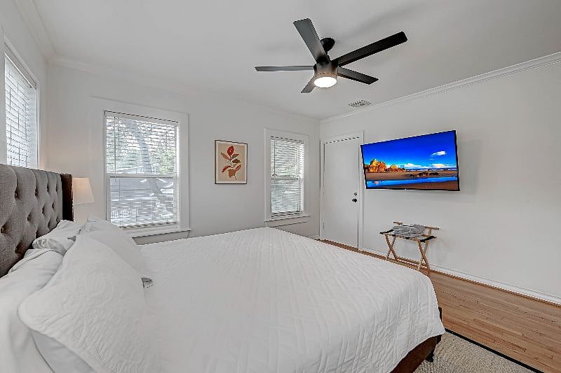 1712 Fairview 77006: 2nd Floor South Bedroom complete with King Bed and 65" Roku TV. 