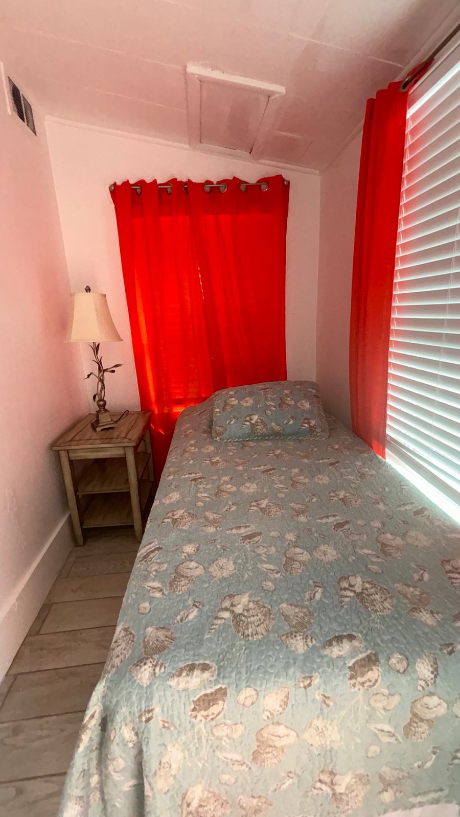 Furnished Finder property 376630_1 photo 14