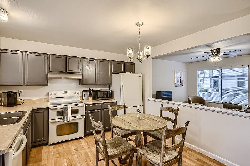 Furnished Finder property 376653_1 photo 8