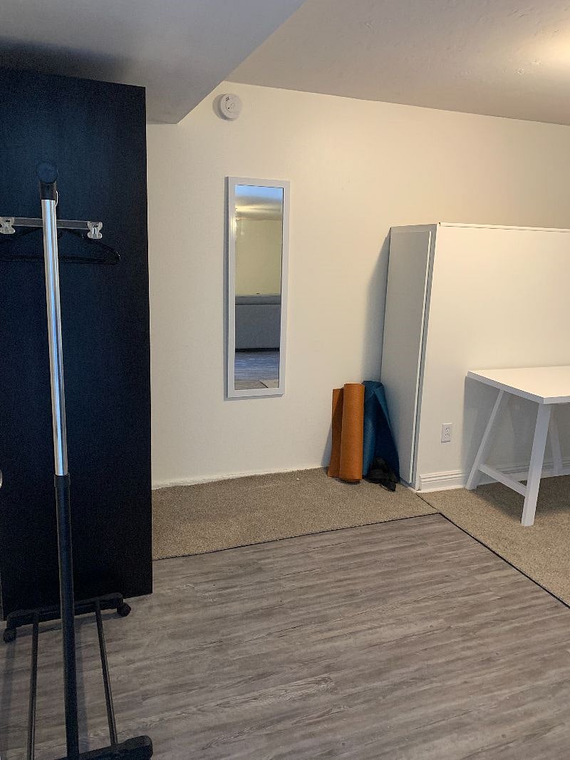 downstairs bonus room / optional 4th bedroom: exercise nook