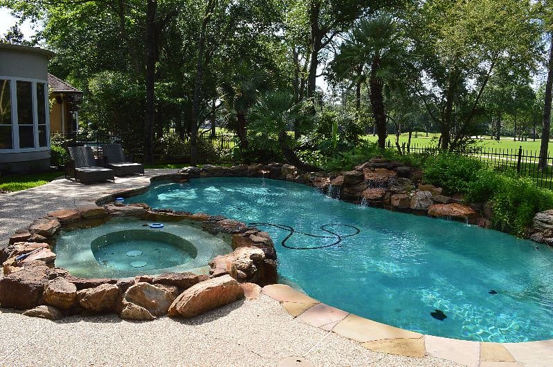 Furnished Finder property 376705_1 photo 3
