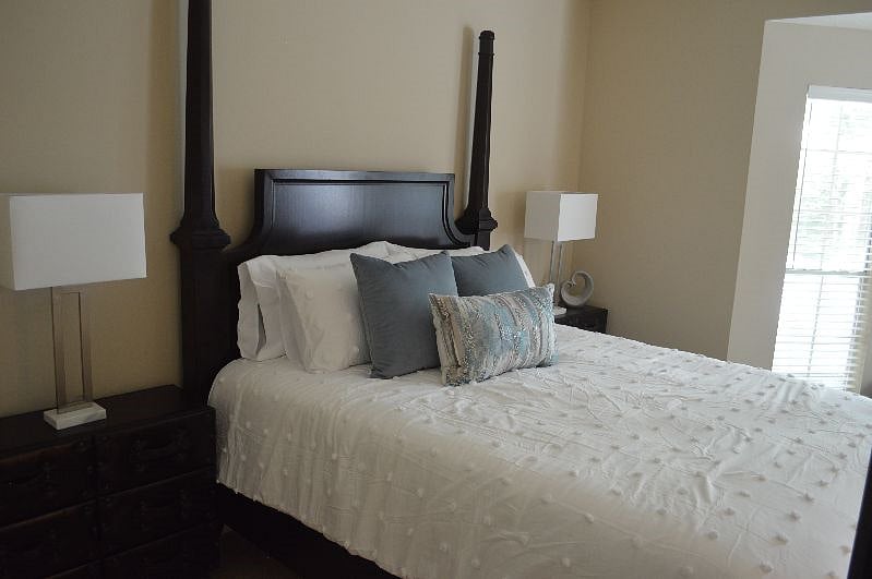 Furnished Finder property 376705_1 photo 16