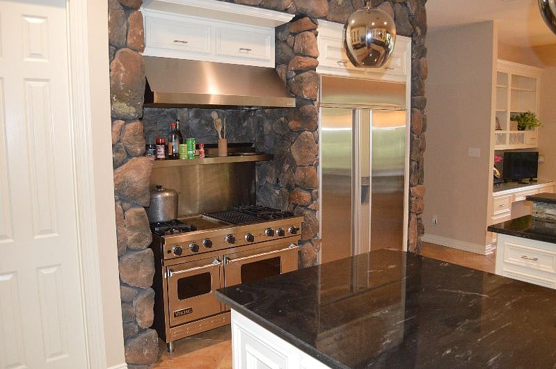 Furnished Finder property 376705_1 photo 33