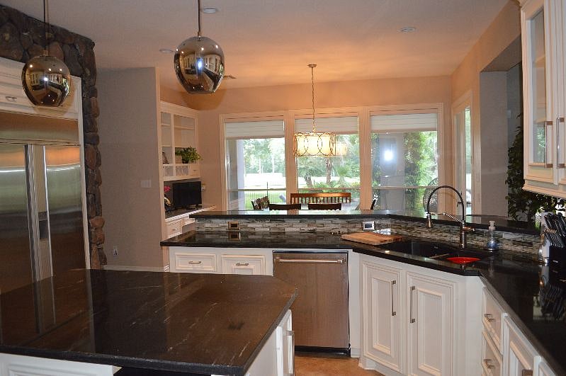 Furnished Finder property 376705_1 photo 34