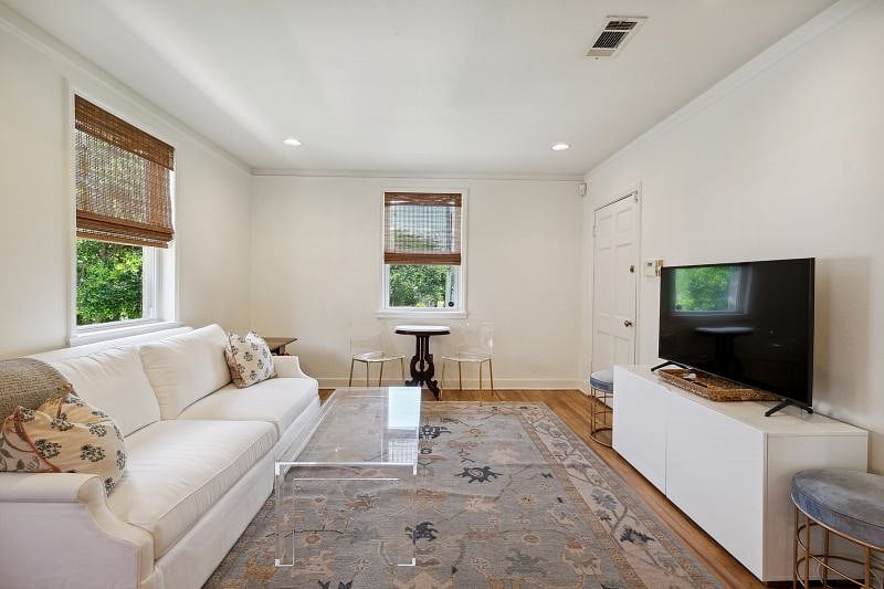 Furnished Finder property 376734_1 photo 4