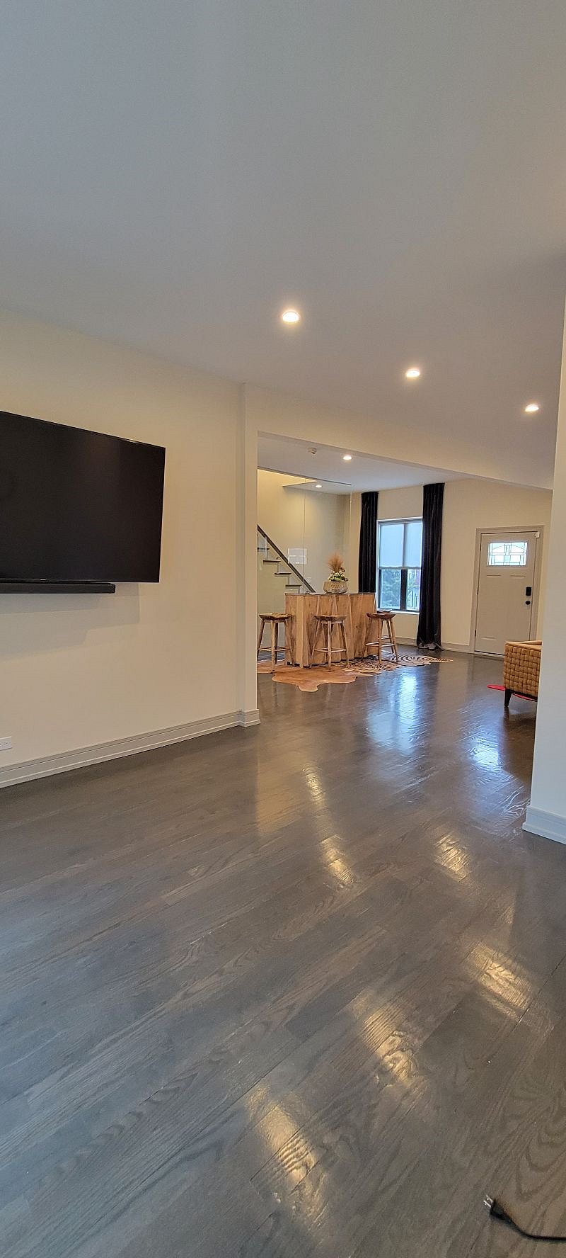 Furnished Finder property 376826_5 photo 4