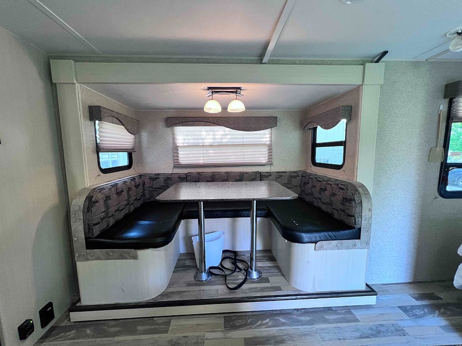 Furnished Finder property 376833_1 photo 7